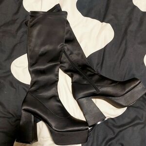 dELiA*s Black Stretch Satin Heeled Platform Boots, W9, NWOT, Fits Large